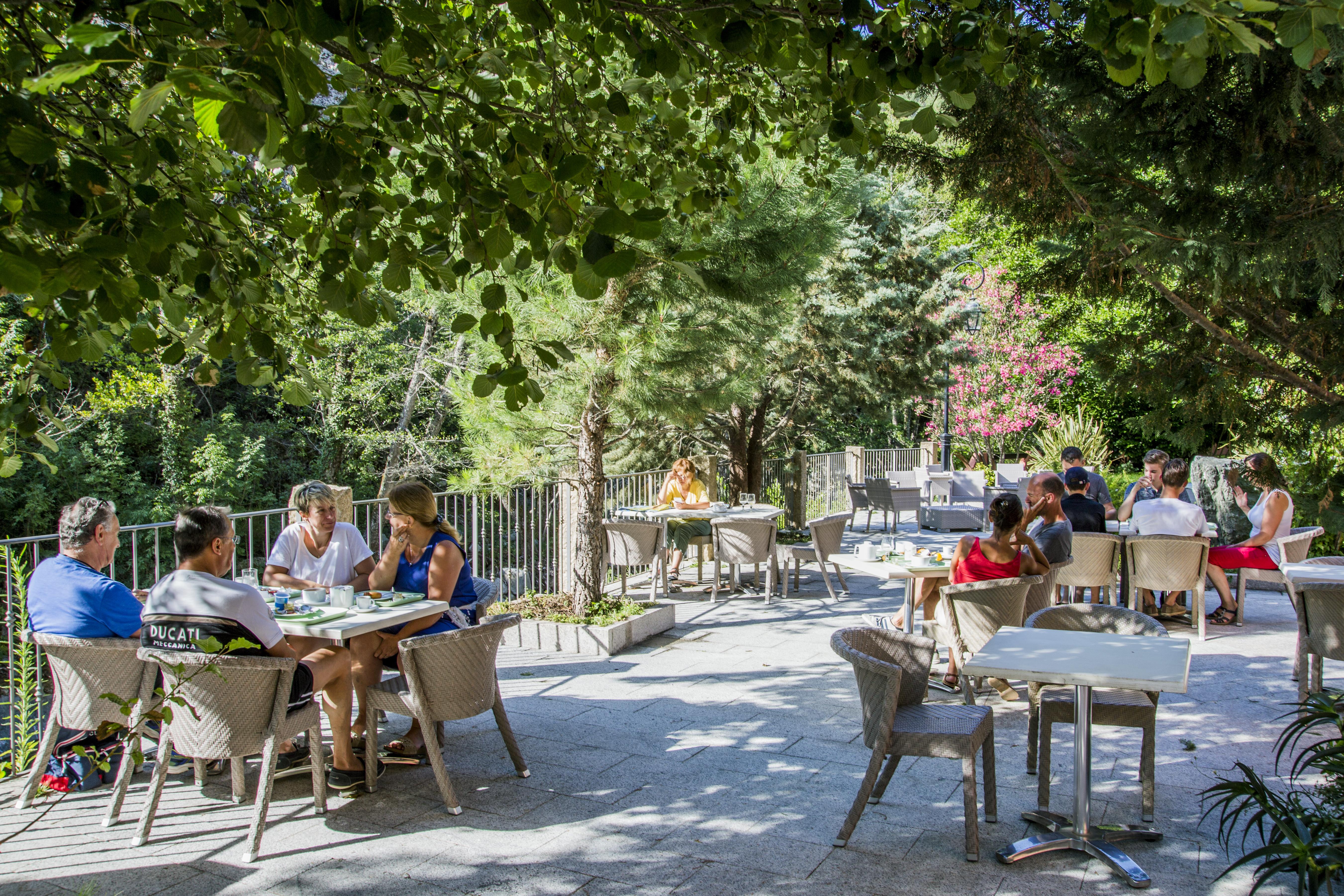 Les Jardins De La Glaciere كورتي المظهر الخارجي الصورة
