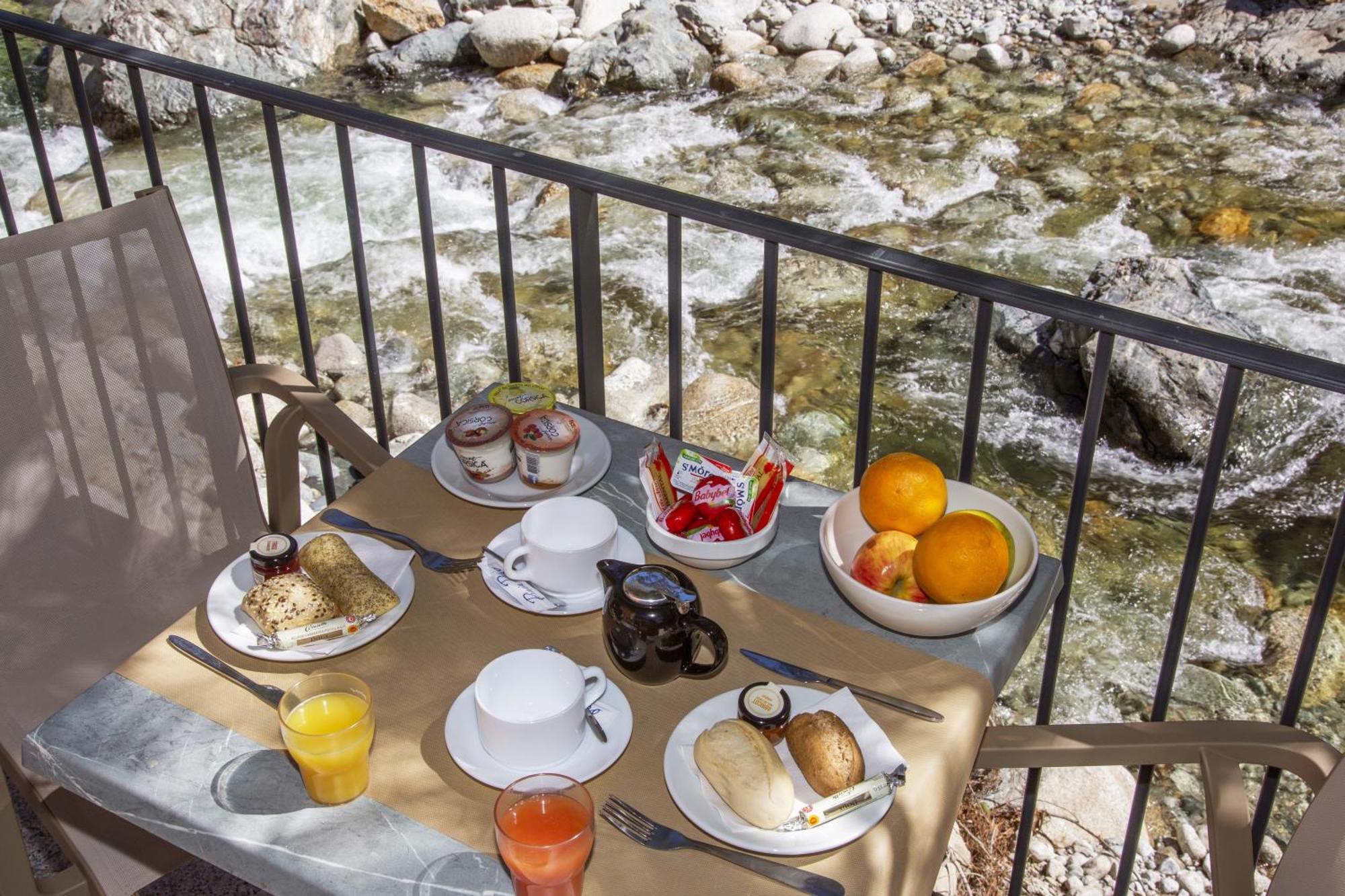 Les Jardins De La Glaciere كورتي المظهر الخارجي الصورة